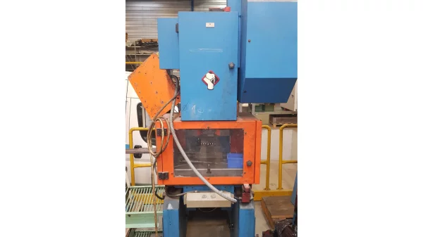 Presse SANGIACOMO® 30 tonnes d'occasion - EMG PRESSES