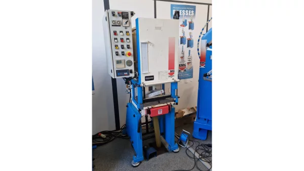Presse EMG 15T ECRAN